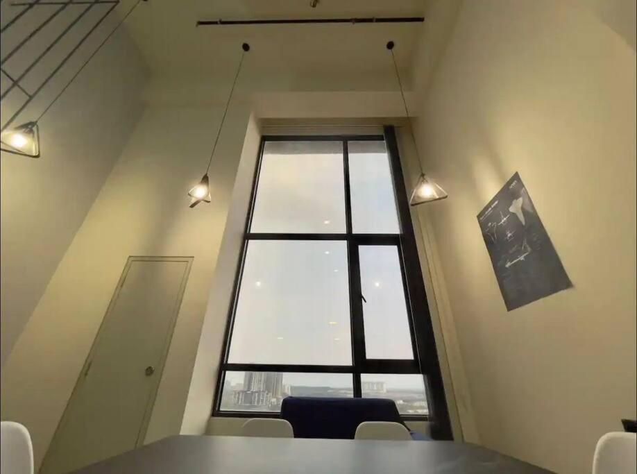 Tamarind Suite Cyberjaya 2-10Pax Duplex エクステリア 写真