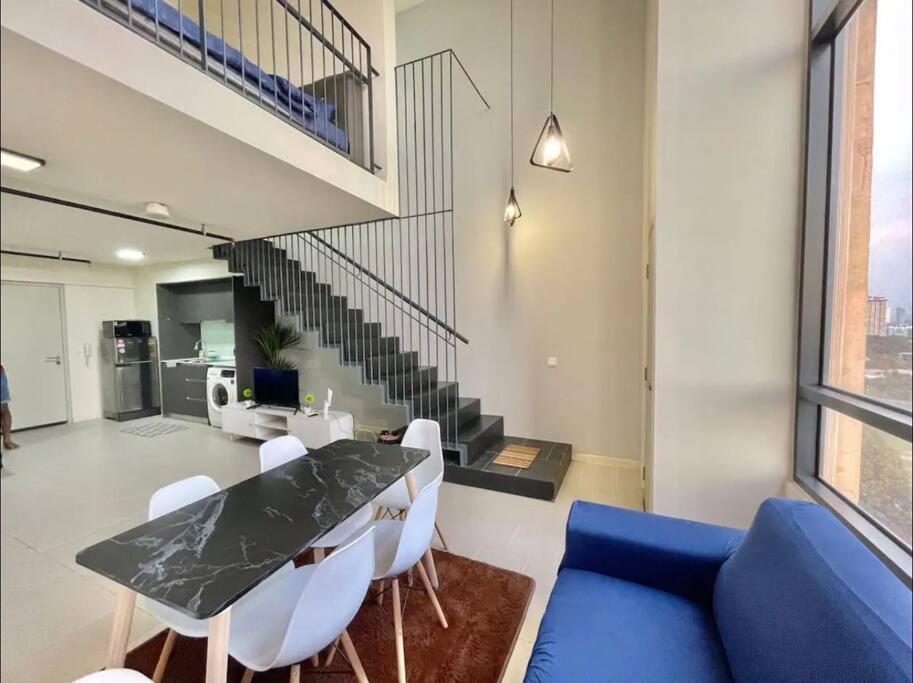 Tamarind Suite Cyberjaya 2-10Pax Duplex エクステリア 写真