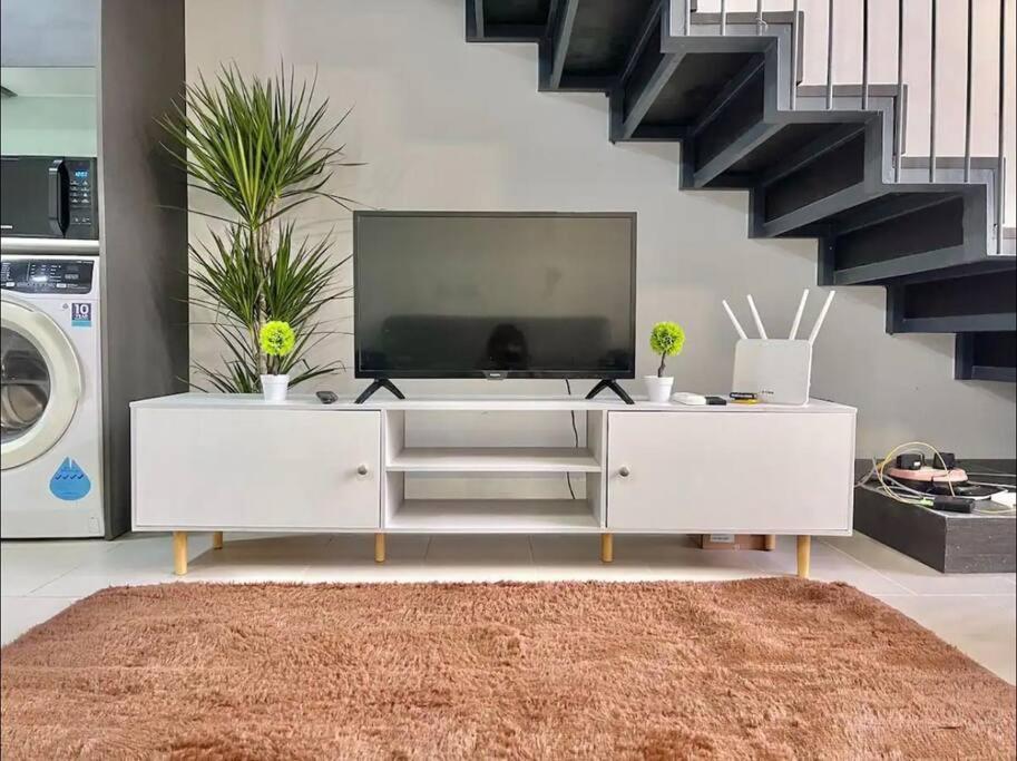 Tamarind Suite Cyberjaya 2-10Pax Duplex エクステリア 写真